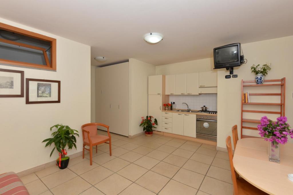 Miramare Residence Поццуолі Номер фото