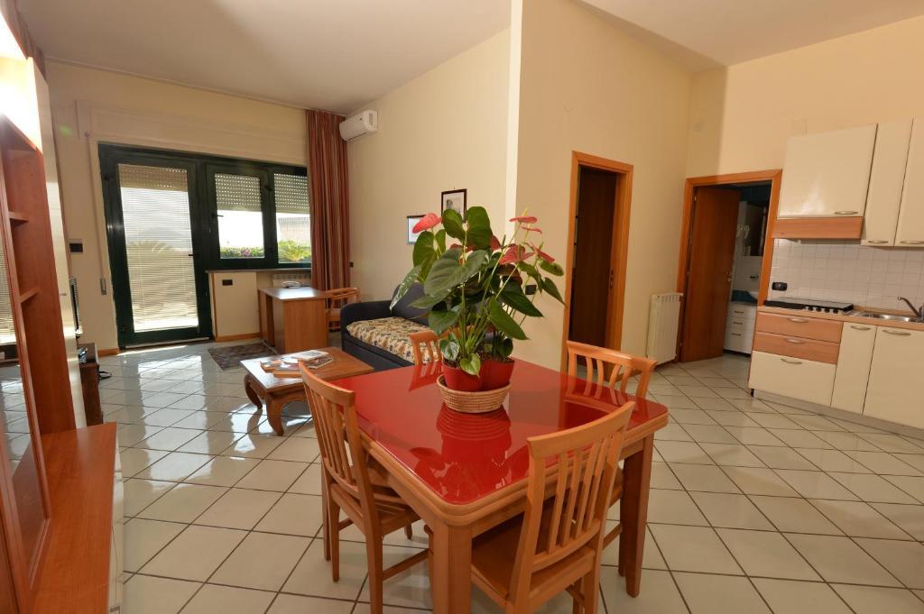 Miramare Residence Поццуолі Номер фото
